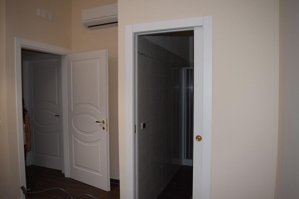 Domus Al Corso Con Servizio B&B カノーザ・ディ・プーリア 部屋 写真
